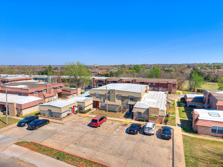 More Photos Of 7404 Lyrewood Ln, Oklahoma City Apartments For Sale