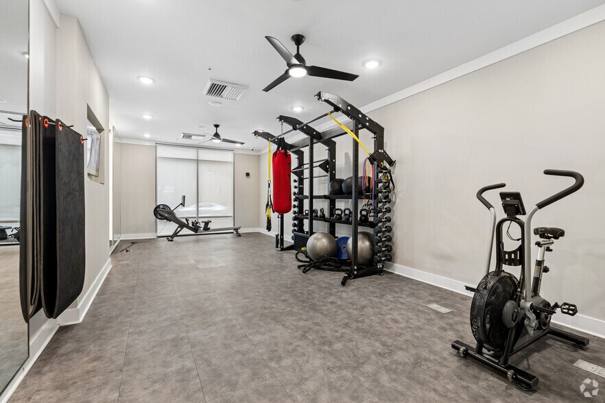 More Photos Of 1300 Hendricks Ave, Jacksonville Apartments For Lease