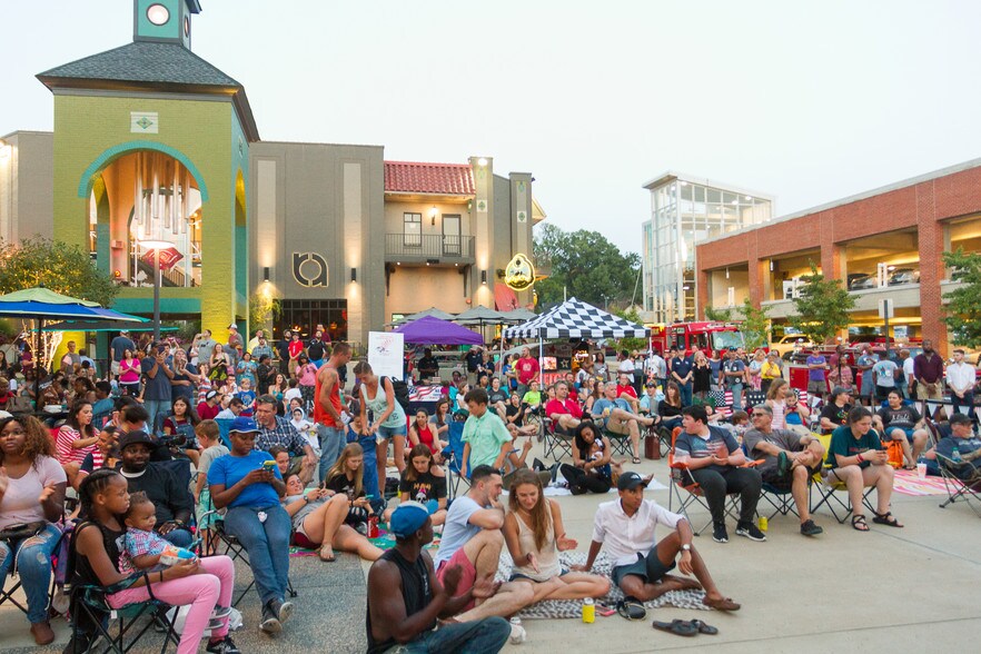 More Photos Of 2087-2126 Madison Ave, Memphis Unknown For Lease