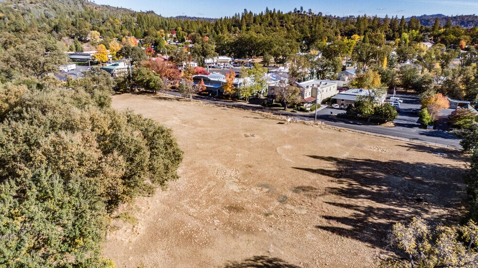 More Photos Of 206 Main St, Murphys Land For Sale