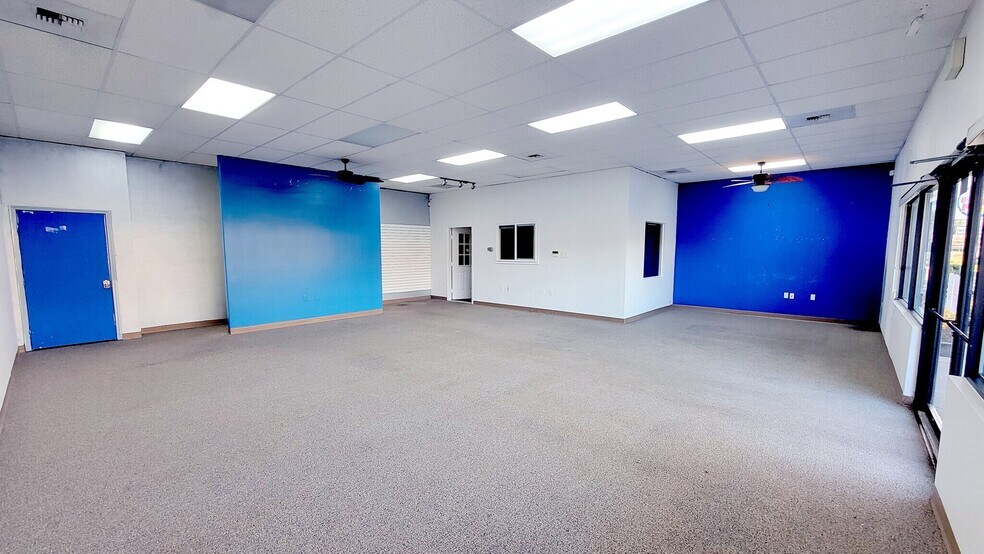 More Photos Of 5245-5251 Commercial St SE, Salem Freestanding For Lease
