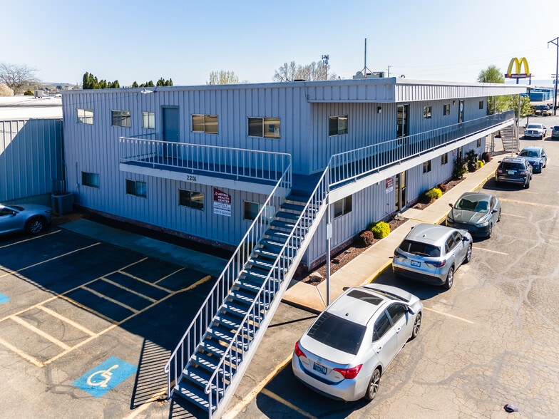 Primary Photo Of 2201 E Edison Rd, Sunnyside Office For Sale