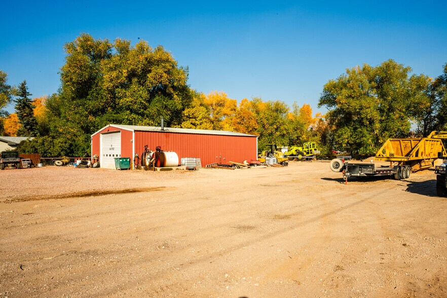 More Photos Of 100 US-14, Dayton Service For Sale