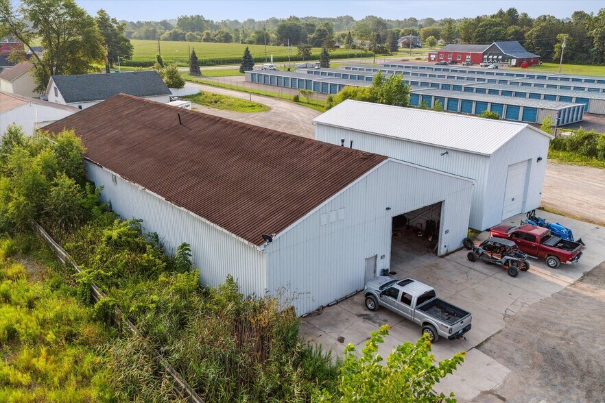 More Photos Of 5232 Morrish Rd, Swartz Creek Office For Sale