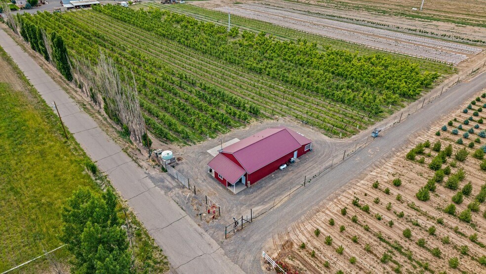 More Photos Of 20809 Nowhere Rd, Eckert Land For Sale