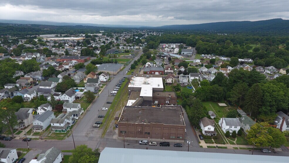 More Photos Of 508 Delaware Ave, West Pittston Warehouse For Sale