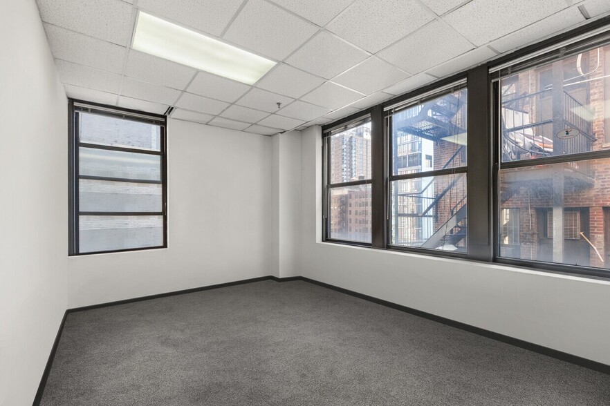 More Photos Of 146 W 29th St, New York Loft Creative Space For Sale