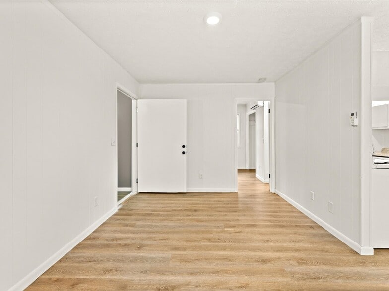 More Photos Of 112 Becky Dr, Greeneville Apartments For Sale