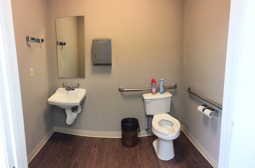 More Photos Of 1501 Corporate Dr, Boynton Beach Office For Lease