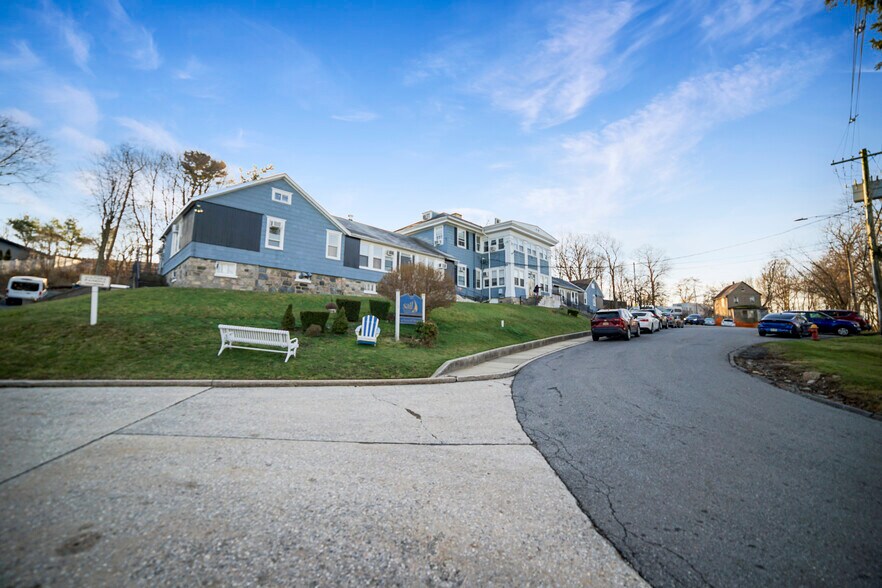 More Photos Of 1154 Saw Mill River Rd, Yonkers Land For Sale