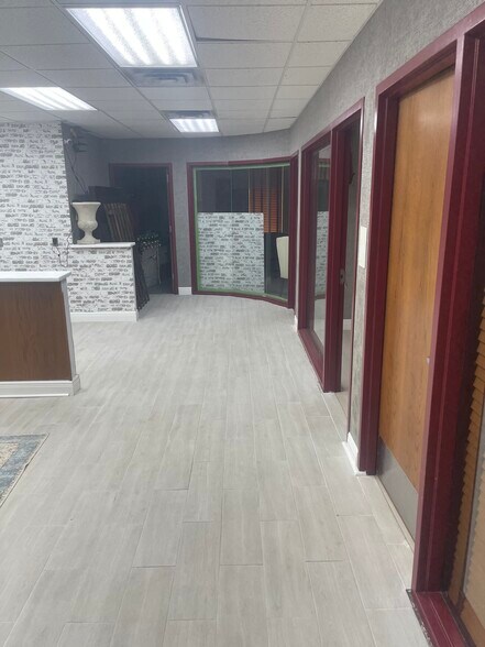 More Photos Of 5105 Bowden Rd, Jacksonville Loft Creative Space For Lease
