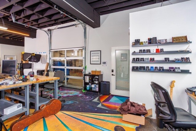 More Photos Of 205-207 NE Martin Luther King Jr Blvd, Portland Service For Lease