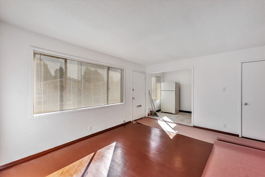 More Photos Of 6033 Foothill Blvd, Oakland Apartments For Sale