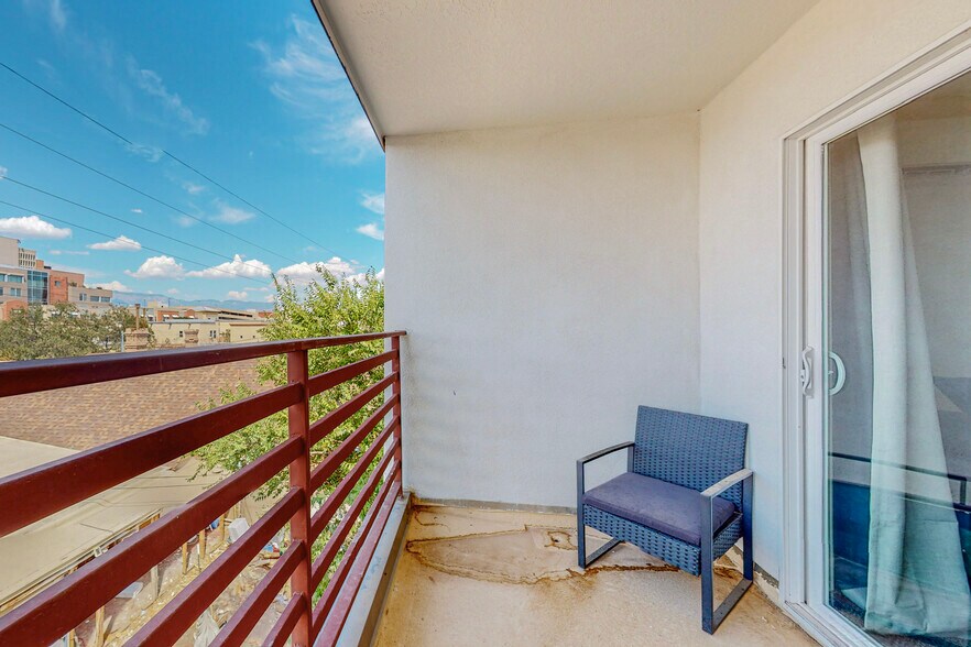 More Photos Of 615 Iron Ave SW, Albuquerque Apartments For Sale