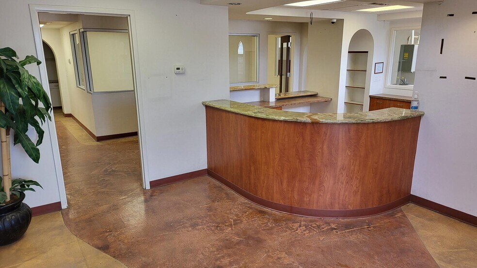 More Photos Of 1825 E Flamingo Rd, Las Vegas Office For Sale