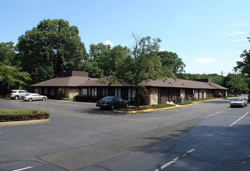 Primary Photo Of 1910-1912 E Marlton Pike, Cherry Hill Medical For Sale