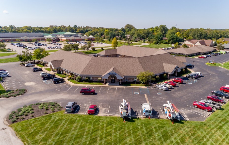 More Photos Of 6781 E US Highway 36, Avon Unknown For Lease