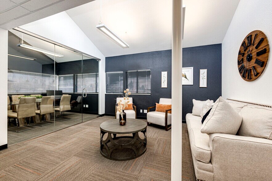 More Photos Of 8585 Huron St, Denver Office For Sale