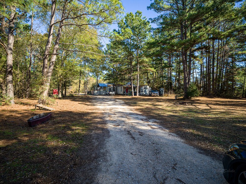 More Photos Of 11201 County Road 203, Plantersville Specialty For Sale
