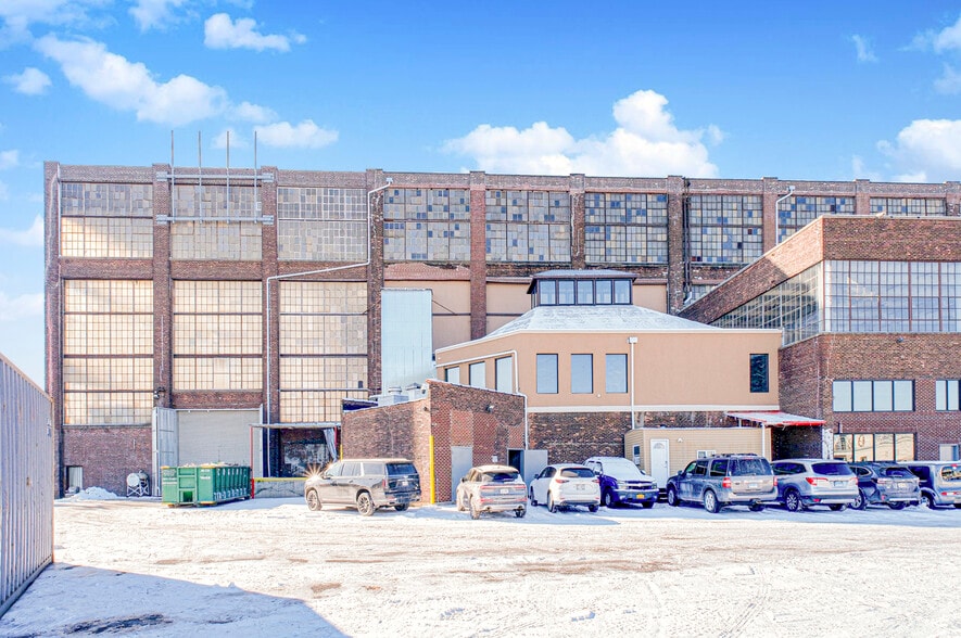 More Photos Of 3111 Richmond Ter, Staten Island Manufacturing For Sale