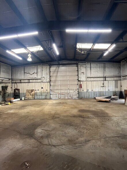 More Photos Of 0000 Old 33 hwy, Drumright Warehouse For Sale