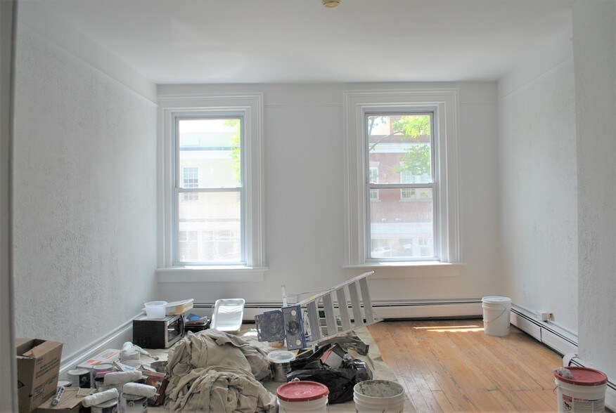 More Photos Of 103-105 Greenwich Ave, Greenwich Office For Lease