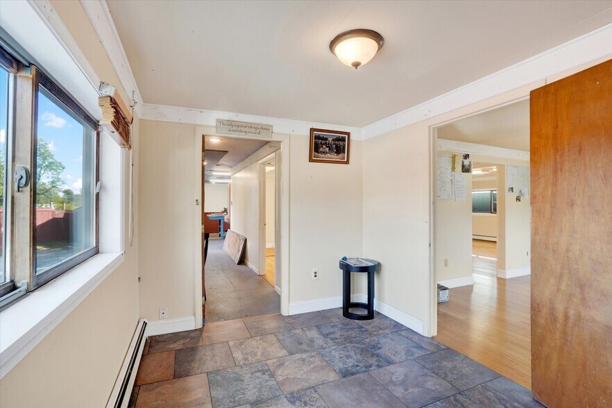 More Photos Of 321 Dewey St, York Distribution For Sale