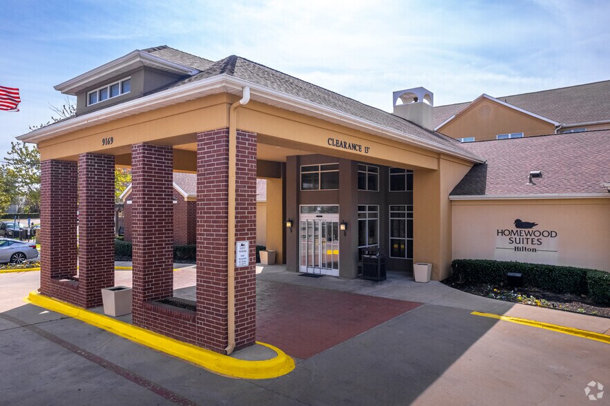 More Photos Of 9169 Markville Dr, Dallas Hotel For Sale