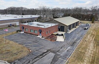 More Photos Of 3720 Hawthorne Ct, Waukegan Warehouse For Sale