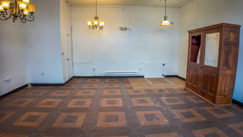 More Photos Of 3935 W Colfax Ave, Denver Storefront For Lease