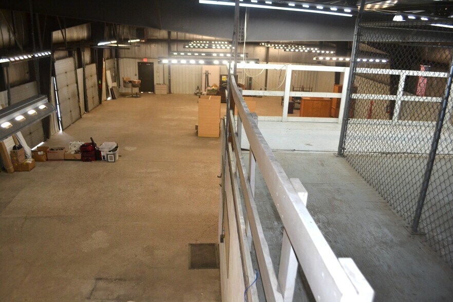 More Photos Of 152554 Cloverland Ln, Wausau Flex For Lease