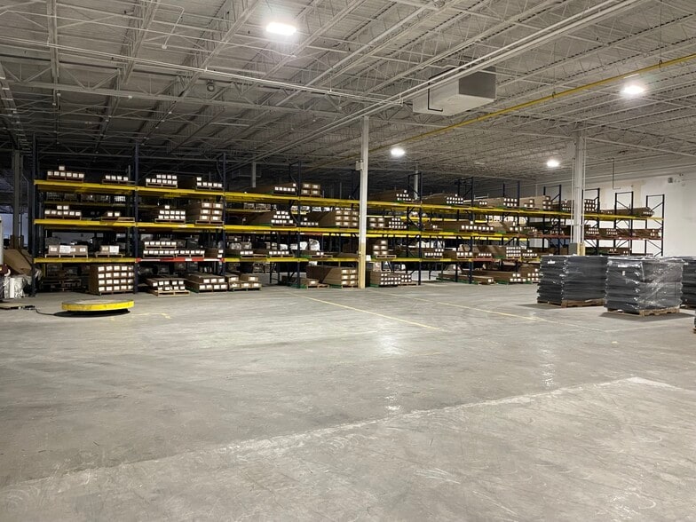 More Photos Of 606 Parkway Blvd, Two Rivers Warehouse For Sale