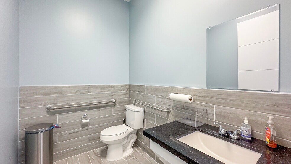 More Photos Of 26622 Cook Field Rd, Katy Medical For Lease