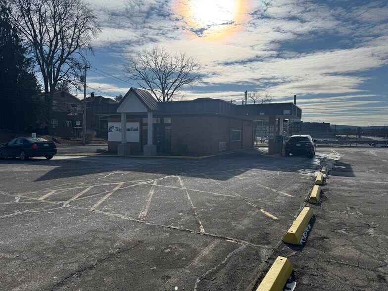 More Photos Of , Binghamton Unknown For Sale