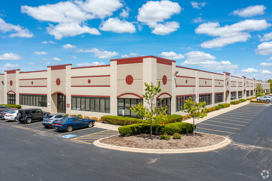 Primary Photo Of 2531 Technology Dr, Elgin Distribution For Lease