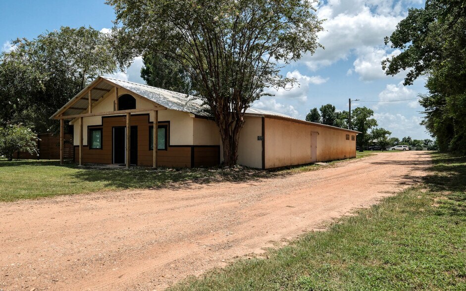 More Photos Of 30291 FM 1488 Rd, Waller Lodge Meeting Hall For Sale