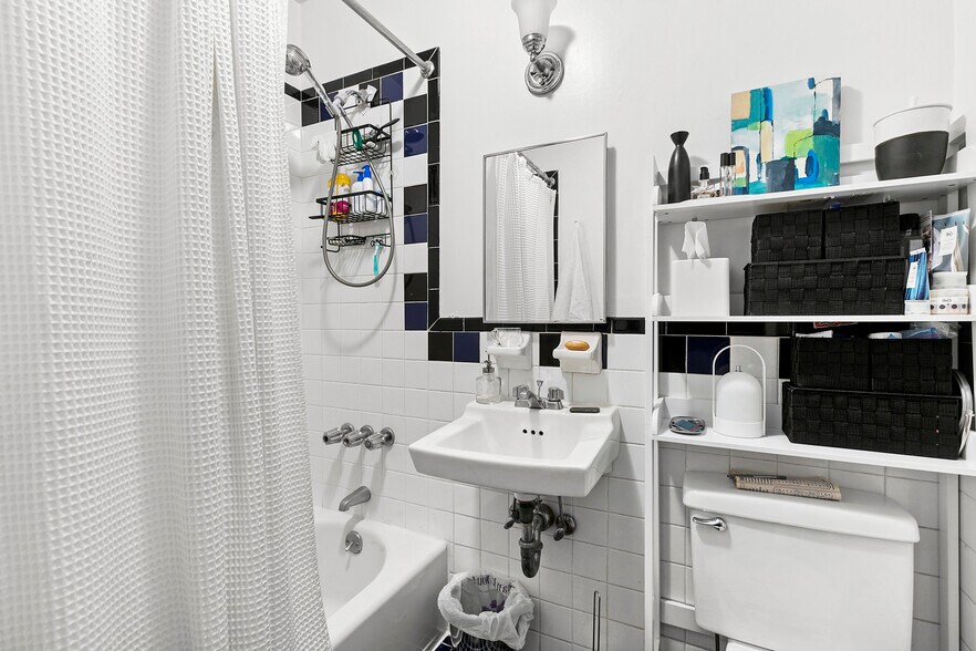 More Photos Of 10 Fort Greene Pl, Brooklyn Apartments For Sale