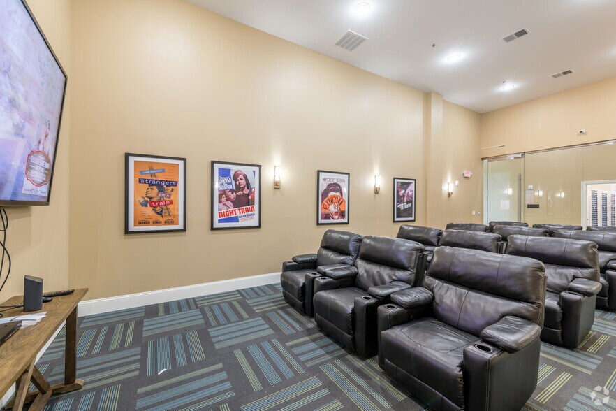 More Photos Of 12 Eagle St, Providence Apartments For Lease