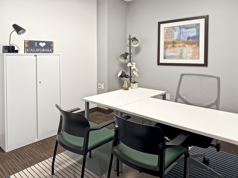 More Photos Of 303 Twin Dolphin Dr, Redwood City Coworking Space