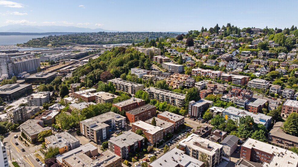 More Photos Of , Seattle Multifamily For Sale