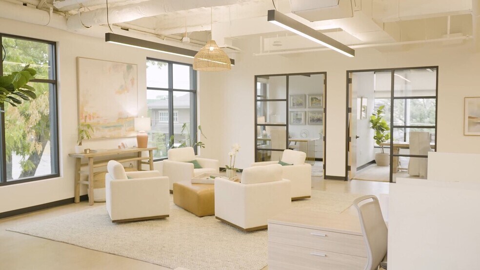 More Photos Of 4621 Ross Ave, Dallas Office For Lease