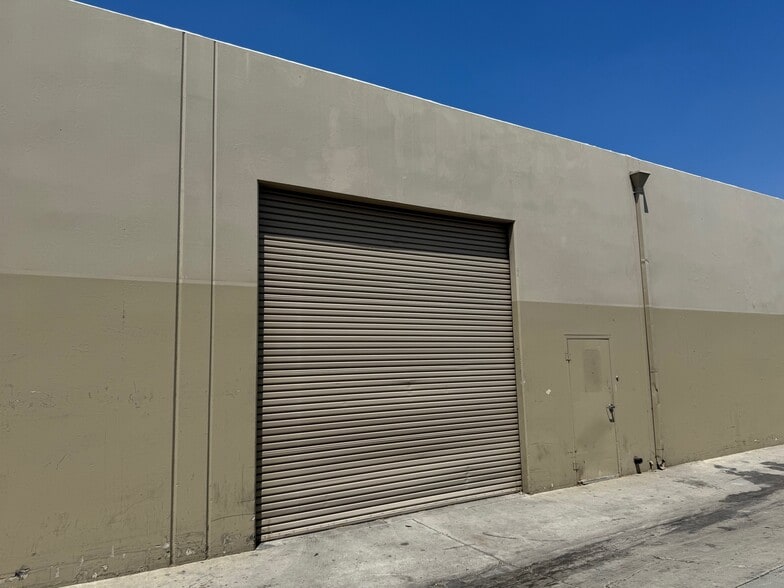 More Photos Of 16312 Garfield Ave, Paramount Warehouse For Lease