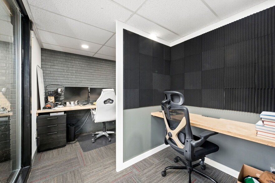 More Photos Of 504 W Eisenhower Blvd, Loveland Office For Sale