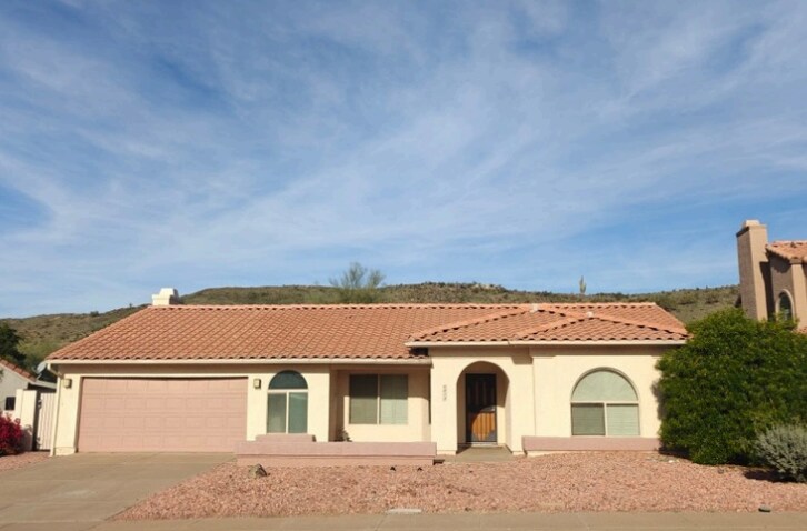 Primary Photo Of 4038 E Thistle Landing Dr, Phoenix Assisted Living For Lease