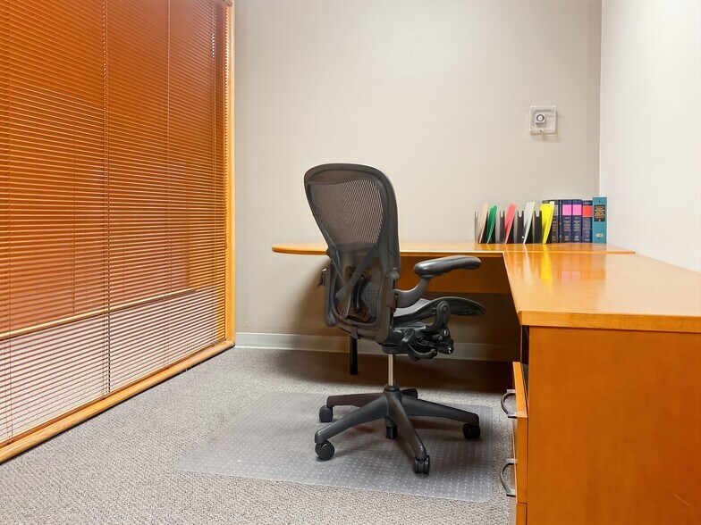 More Photos Of 131 Stony Cir, Santa Rosa Coworking Space