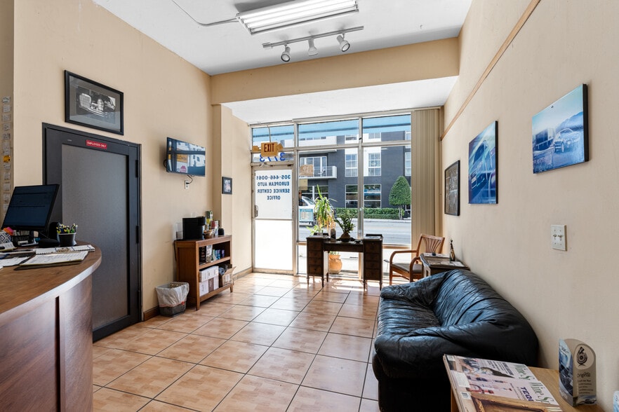 More Photos Of 3771 Bird Rd, Miami Storefront For Sale