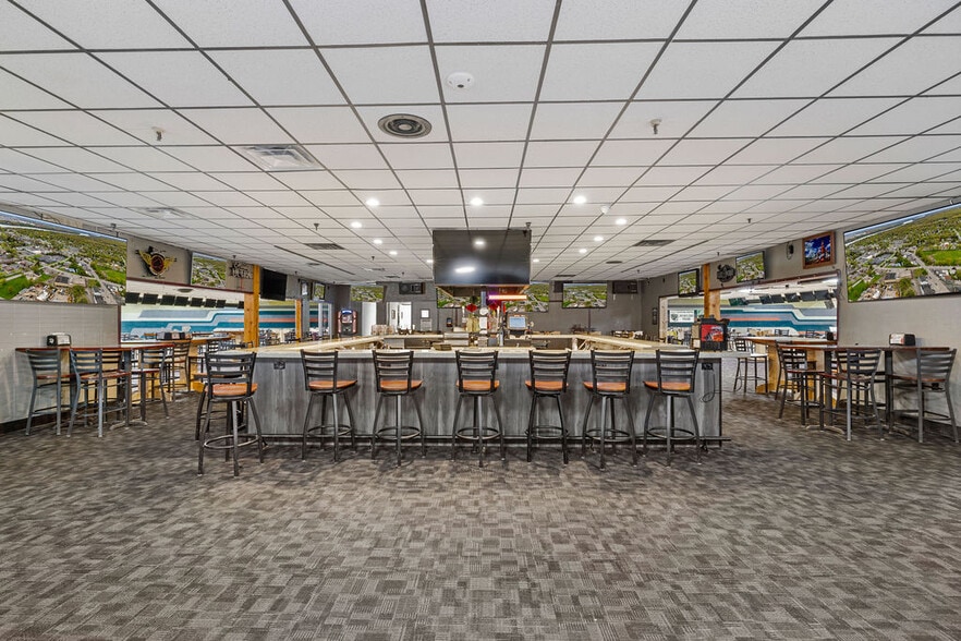 More Photos Of 845 Cayuga St, Lewiston Sports And Entertainment For Sale