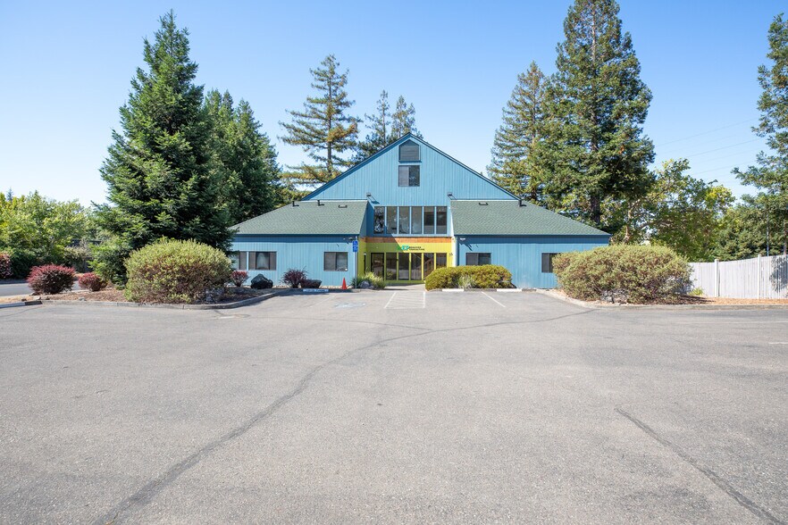 More Photos Of 101 Wikiup Dr, Santa Rosa Office For Sale
