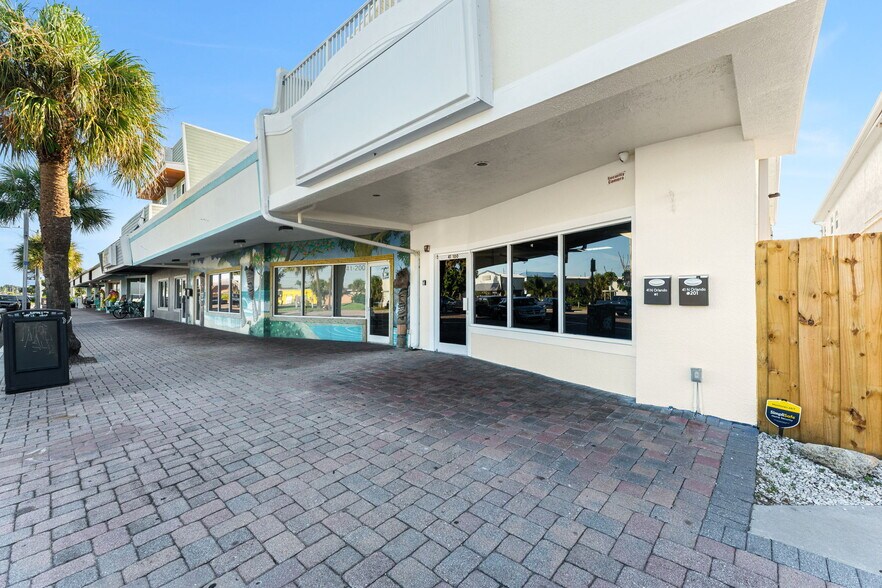 More Photos Of 41 N Orlando Ave, Cocoa Beach Office For Sale
