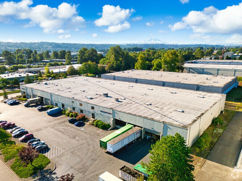 More Photos Of 7043-7059 S 190th St, Kent Warehouse For Lease